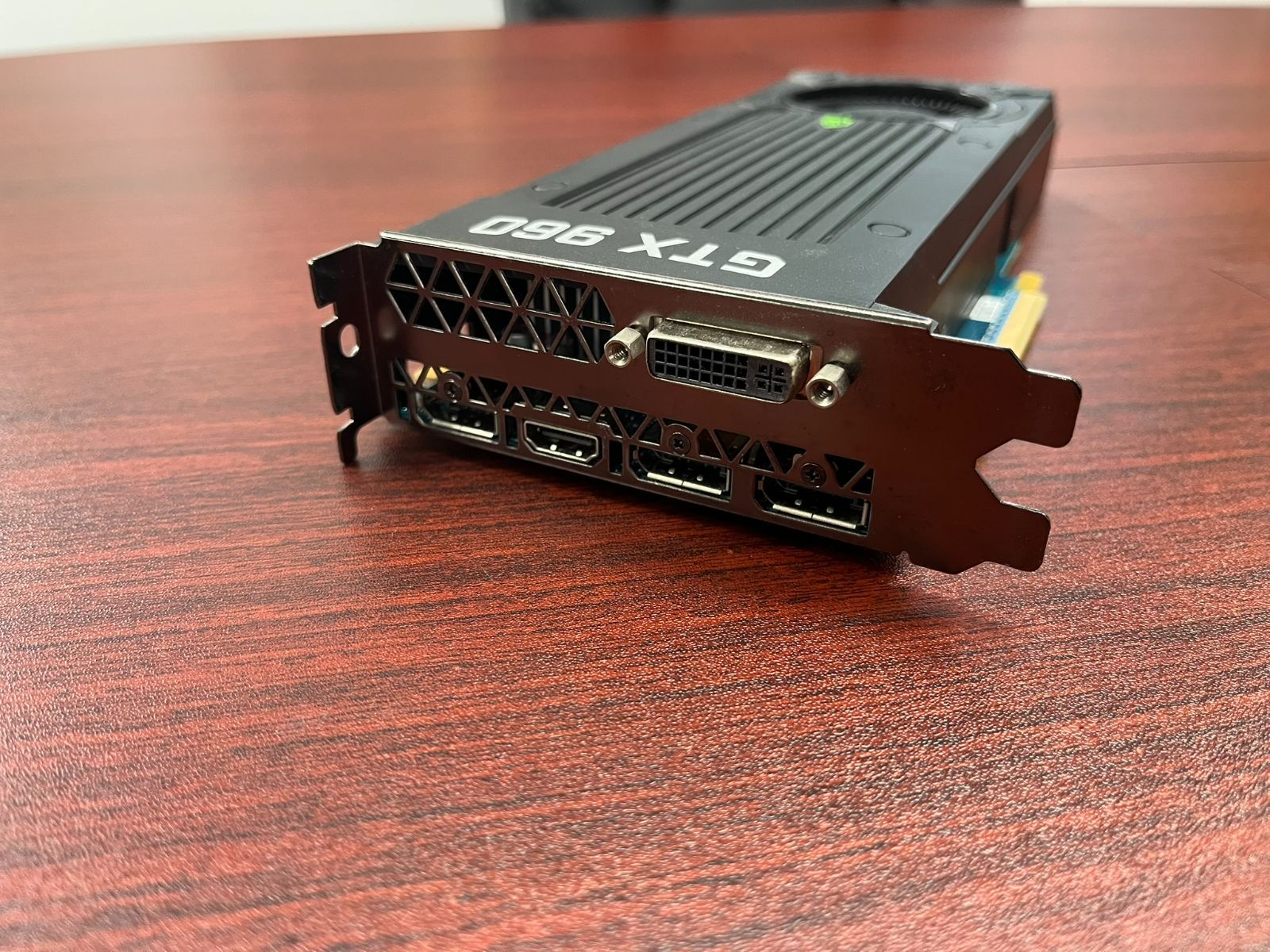 ジャンク】NVIDIA GeForce GTX960 #173 - メルカリ