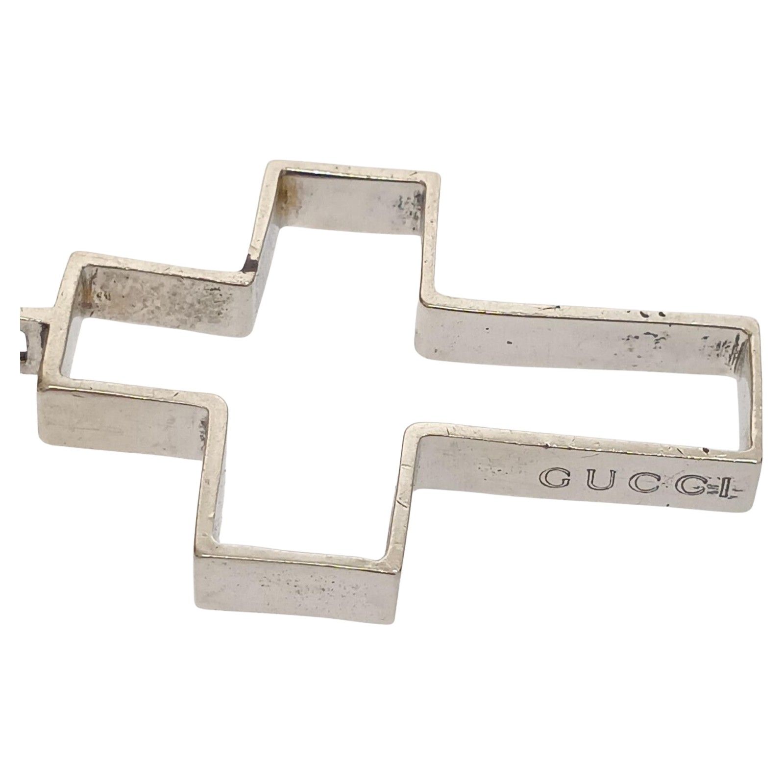 □□GUCCI グッチ オープンクロスネックレス - メルカリ