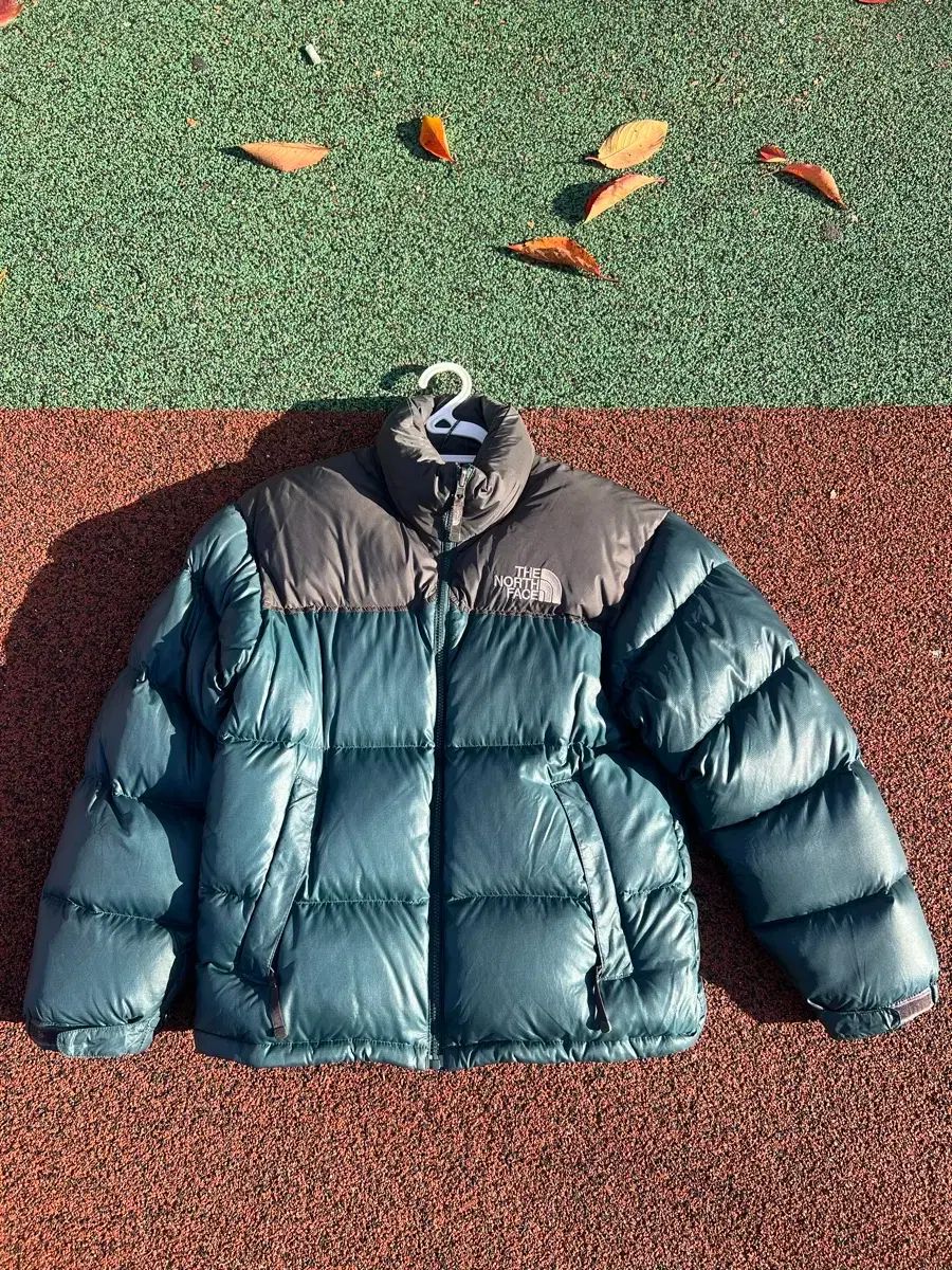 THE NORTH FACE ザノースフェイス ヌプシ オファー Nuptse THE NORTH FACE ザノースフェイス ヌプシ オファー Nuptse