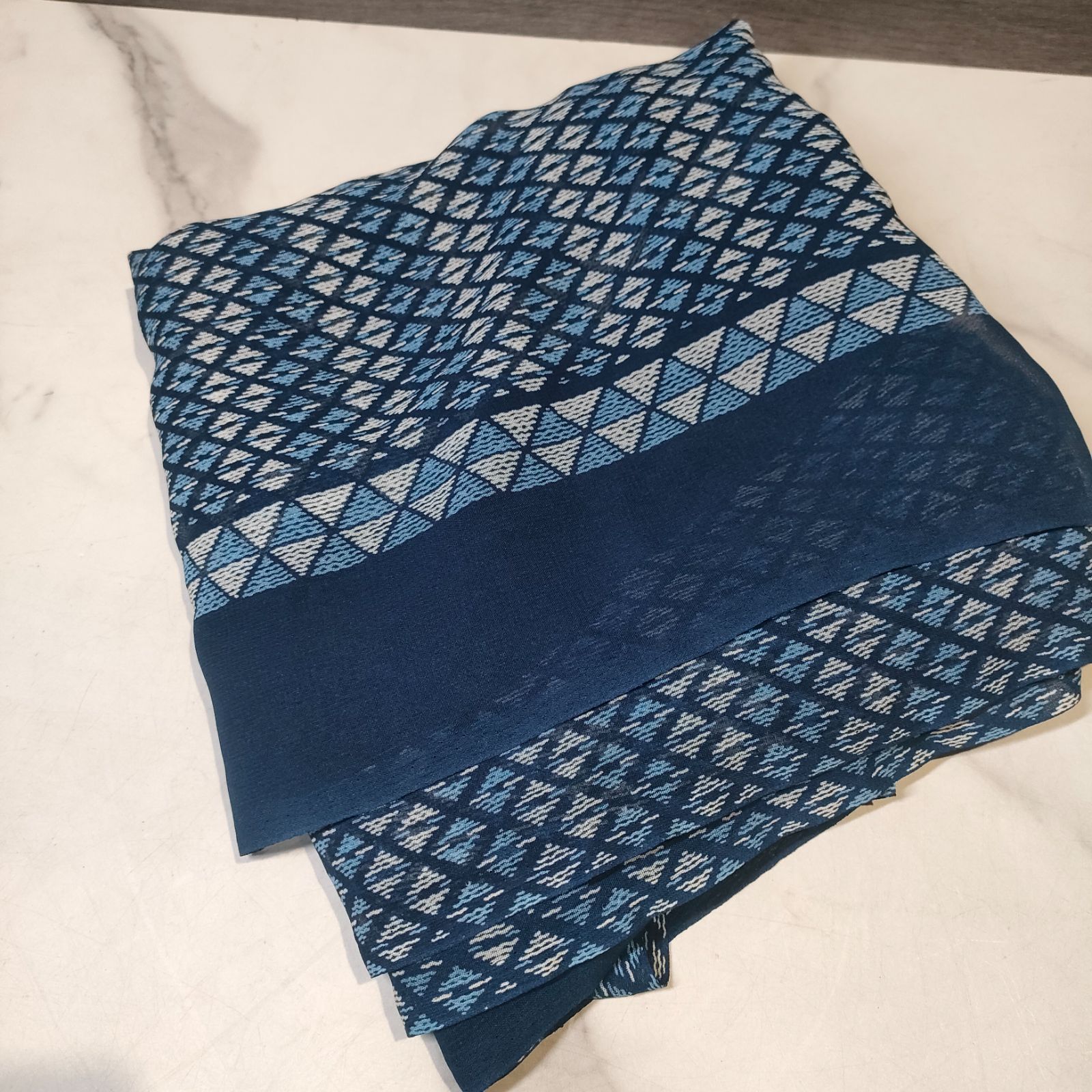 アンティーク　古布　生地 4 型染 古布 木綿 藍染 アンティーク リメイク素材 同じ図柄二枚 長さ3000