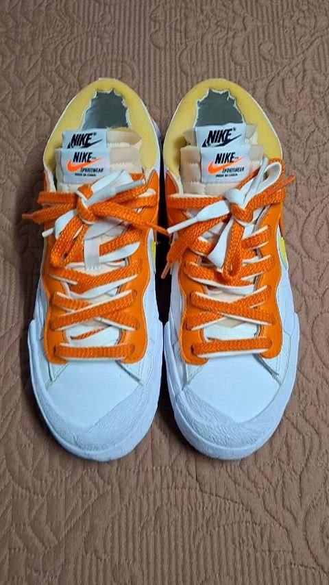 購入様決定致しました。 240 NIKE SACAI ロー スニーカー 1132 【公式通販】