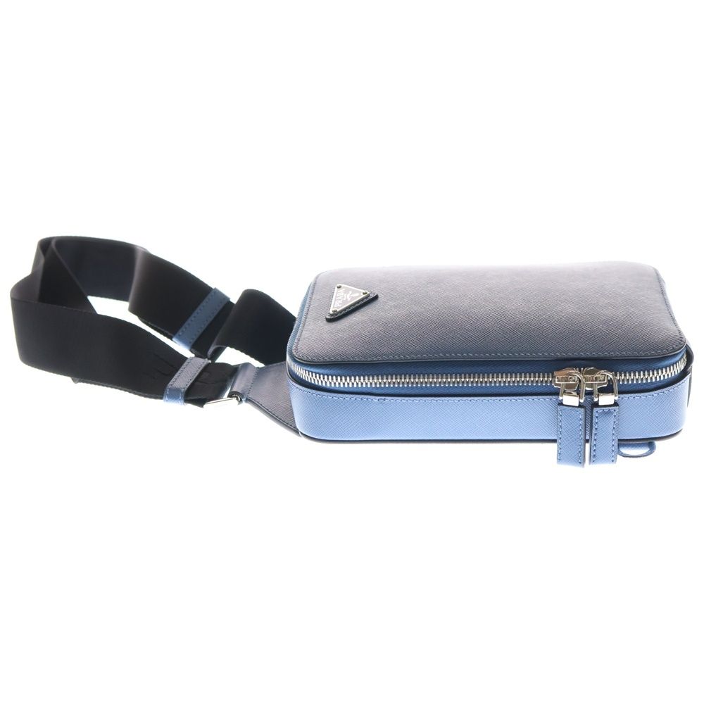 PRADA (プラダ) メタルロゴプレート サフィアーノ レザーボディ