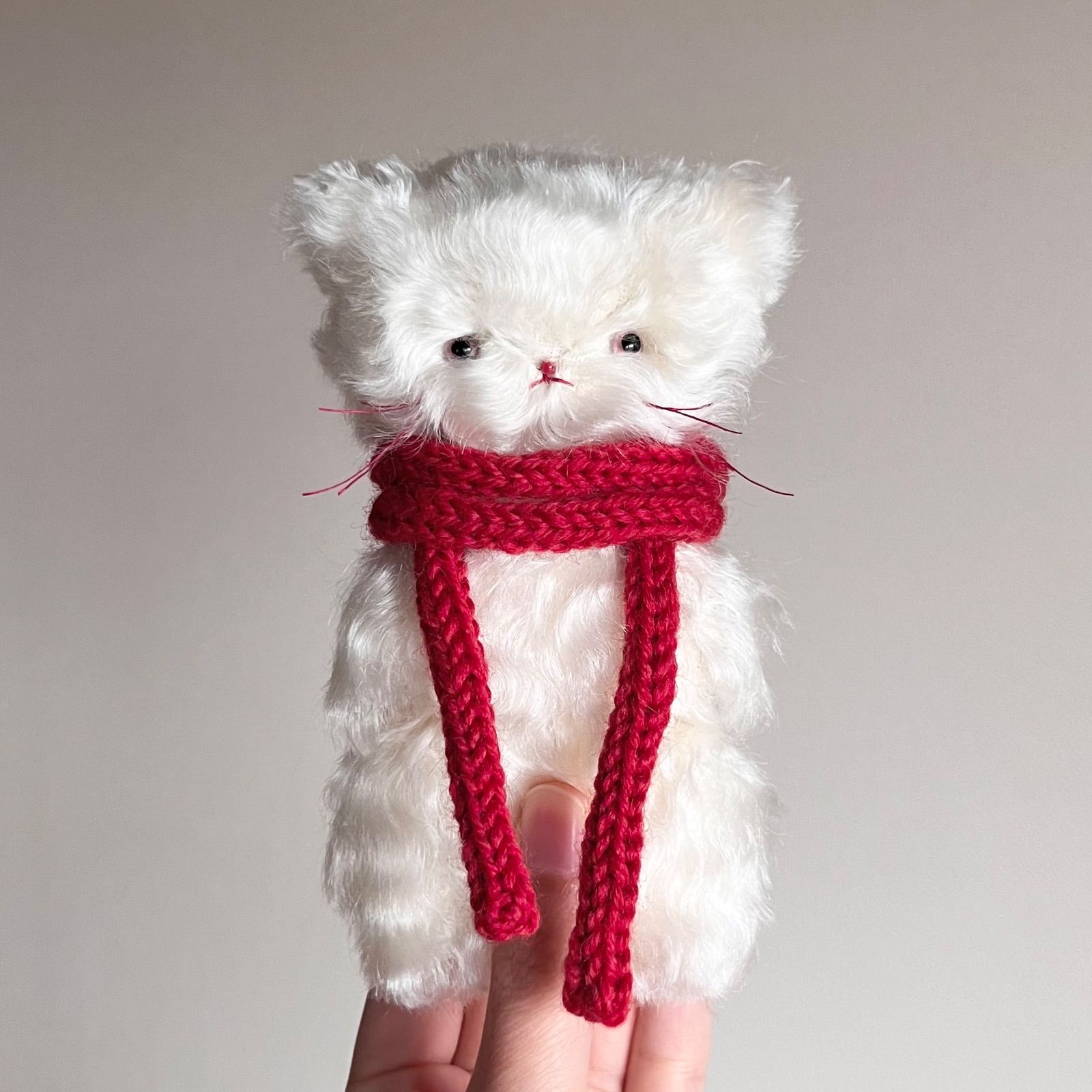 Cora 「 きみの こねこちゃん 」 santa cat ぬいぐるみ 作家 猫 ねこ