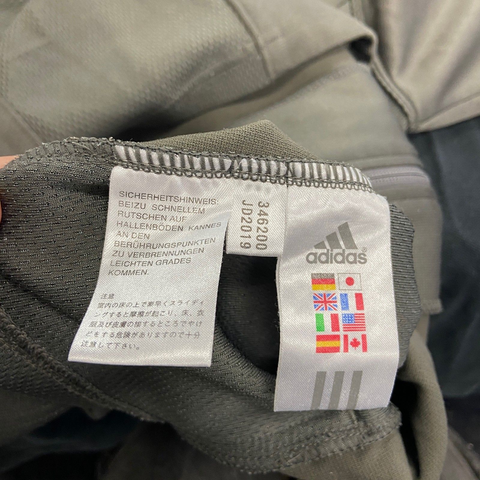 adidas トラックジャケット ジャージ アディダス 古着 USED - adidas×黒タグ個性的 S リブ Track used 7AS4adidasトラックジャケット 90s~ マルチカラー 三本線