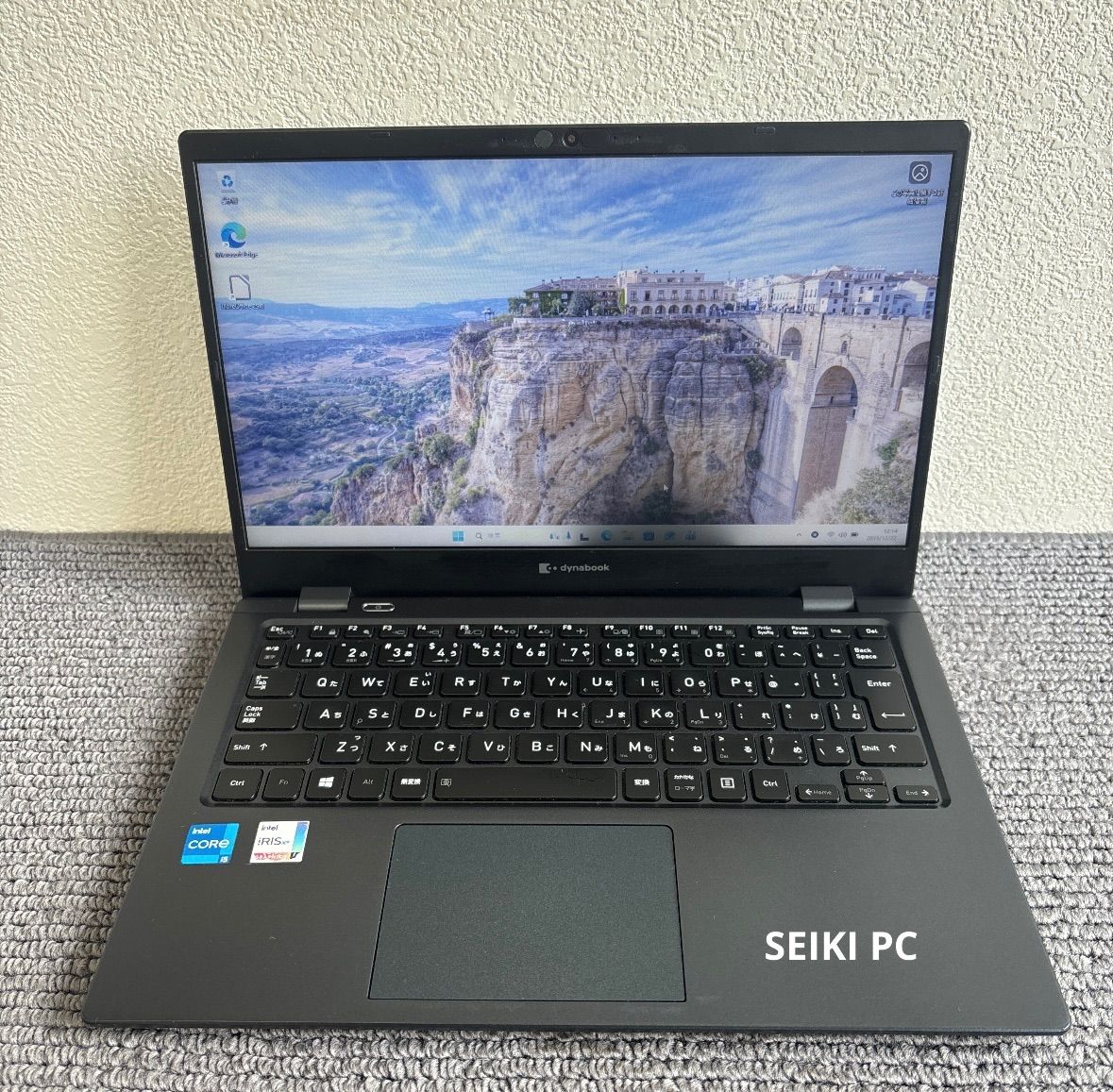 東芝dynabook G83/HS i5-1135G7 メモリ8GB SSD 256GB Win11 AC付き G83⁄HS