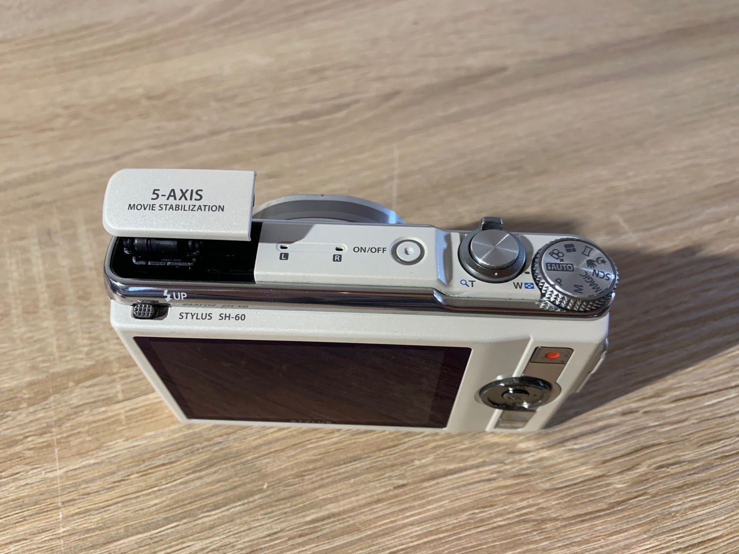7204 OLYMPUS STYLUS SH-60 ホワイト デジカメ ジャンク品 - メルカリ