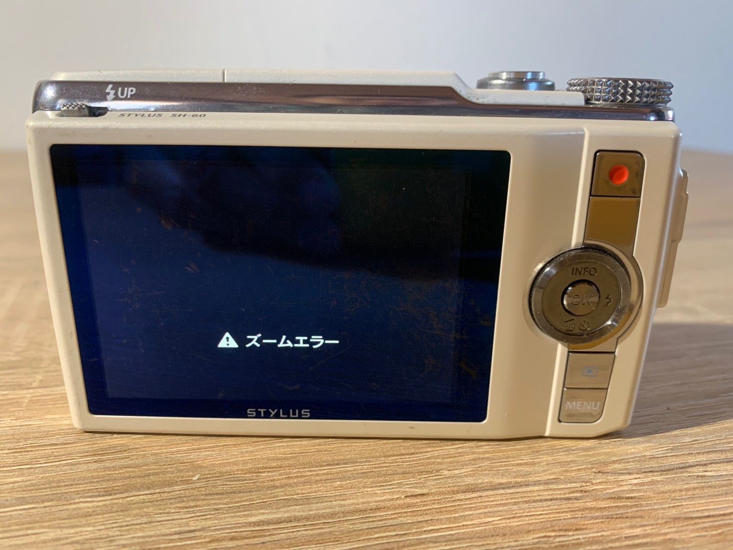 7204 OLYMPUS STYLUS SH-60 ホワイト デジカメ ジャンク品 - メルカリ