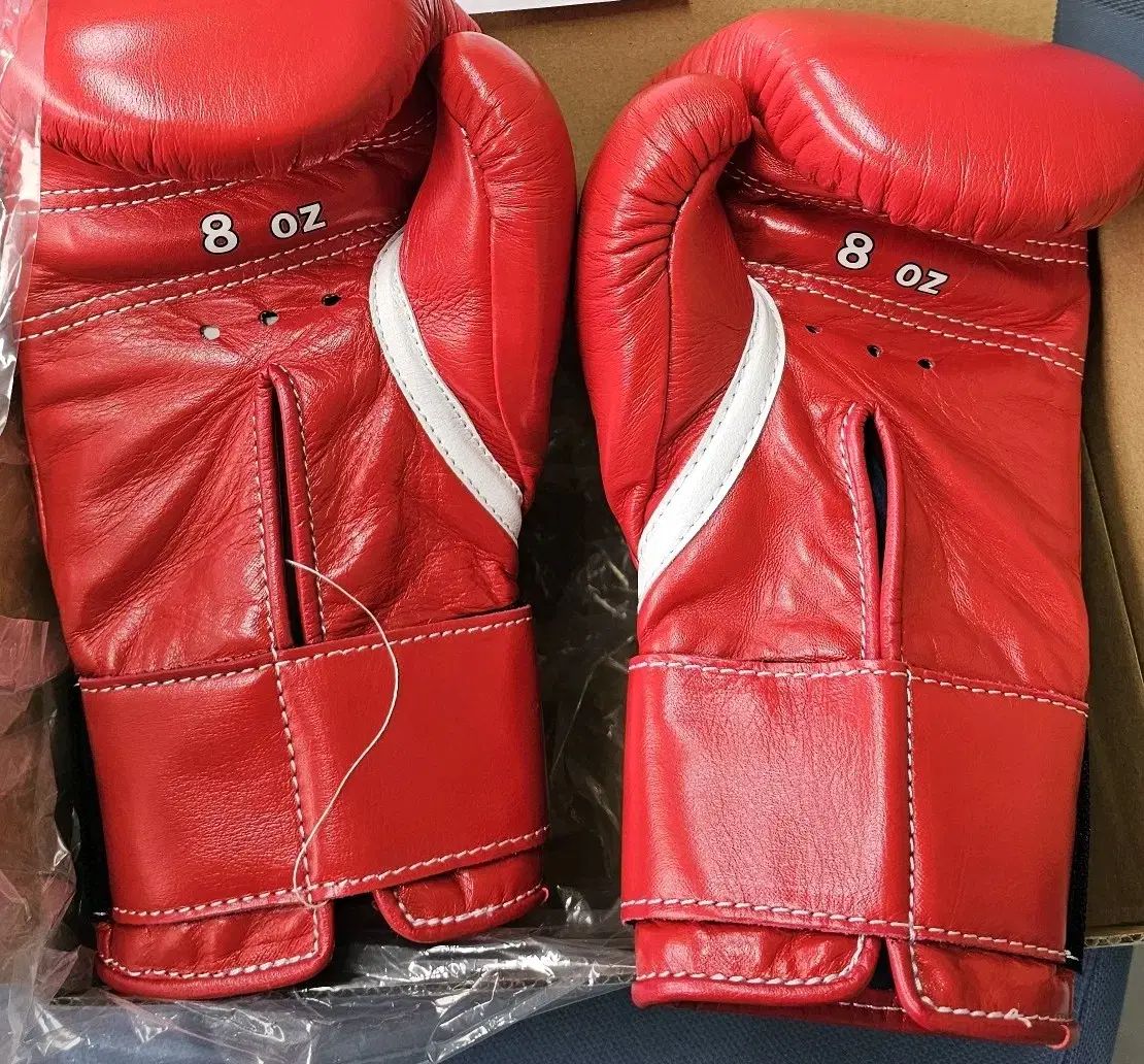 Winning ボクシンググローブ レッド８オンス（未使用、レア） Winning ボクシンググローブ レッド8オンス（未使用、レア） Winning