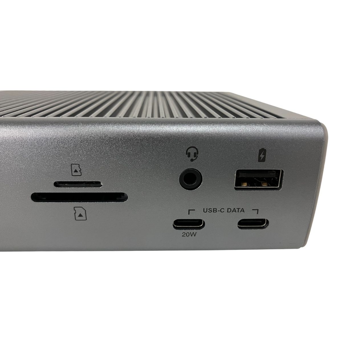 CalDigit TS4 中古完動品 CalDigit TS4/ Thunderbolt Station 4 - 4ケーブル (0.8m) 付き [TS4
