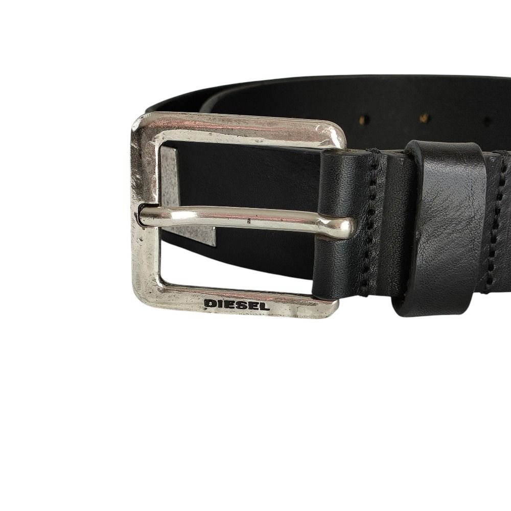 未使用 DIESEL ディーゼル レザー メタルロゴデザイン ピンバックル