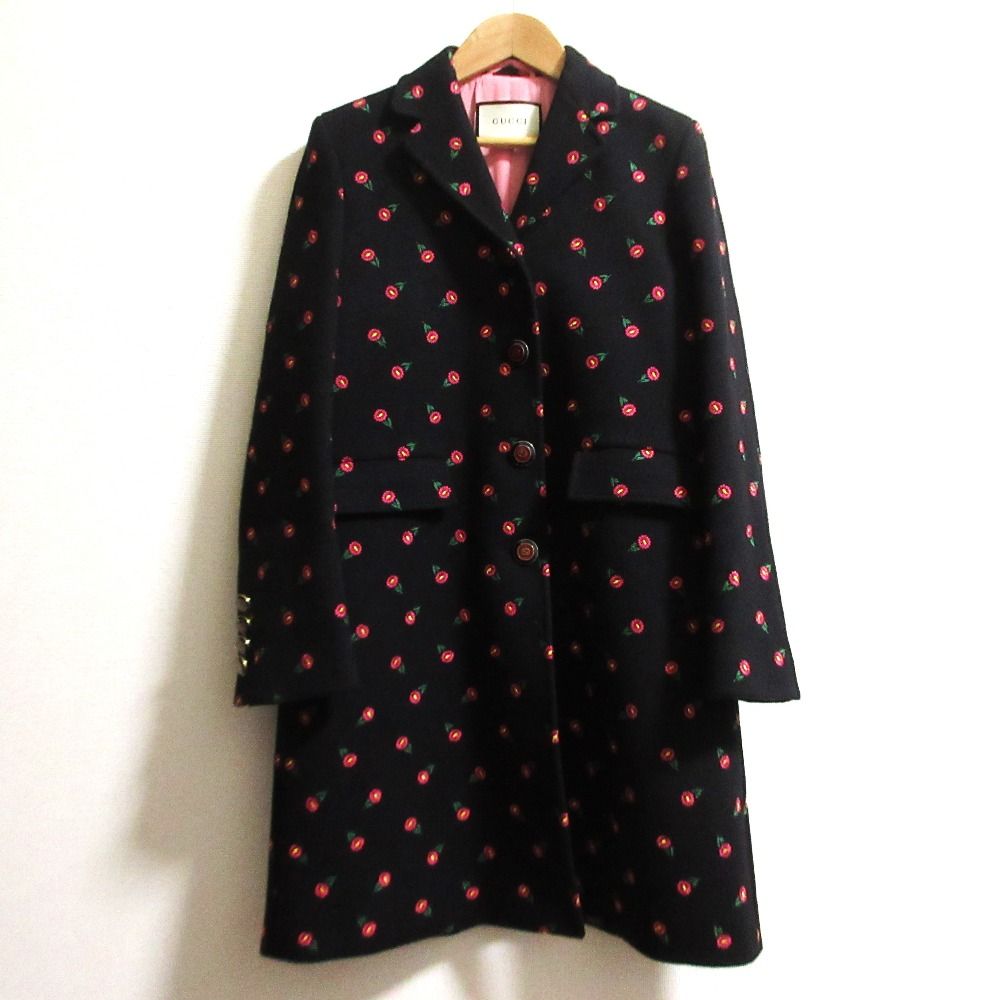 GUCCI グッチ チェスターコート 黒 38 美品 即日発送 GUCCI（チェスターコート）のフリマアイテム一覧