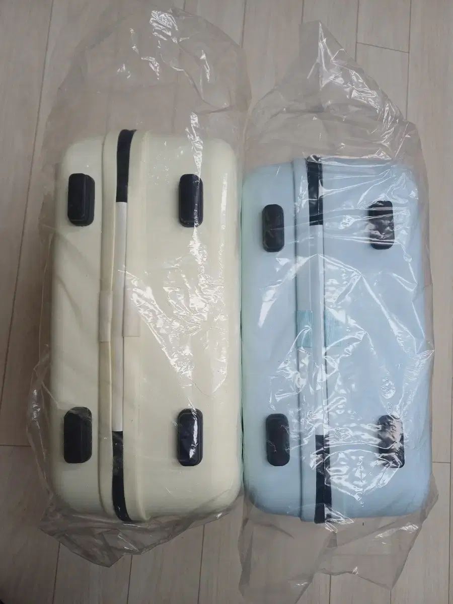 大韓航空 ミニキャリーケース（エコバッグ） 新品 - メルカリ