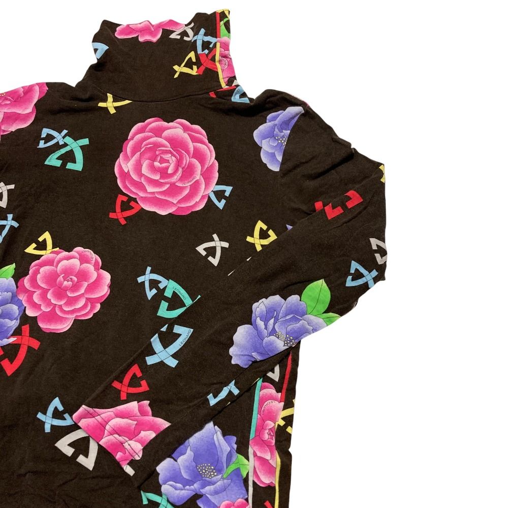 良品 LEONARD SPORT レオナール スポーツ フラワープリント ハイネック