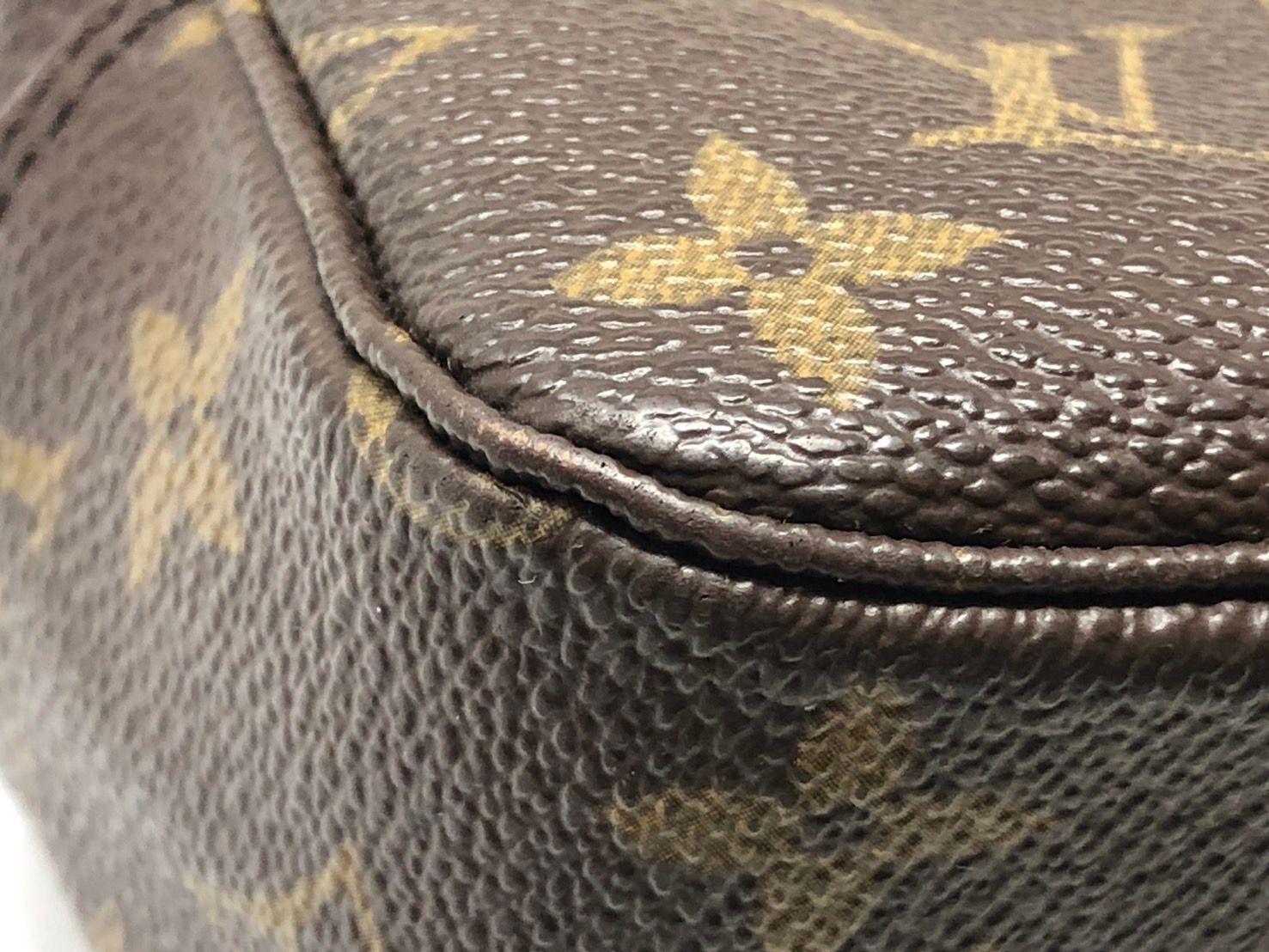 ルイヴィトン トゥルース・トワレット23 化粧ポーチ モノグラム M47524 楽天市場】【バッグ】LOUIS VUITTON ルイ ヴィトン モノグラム