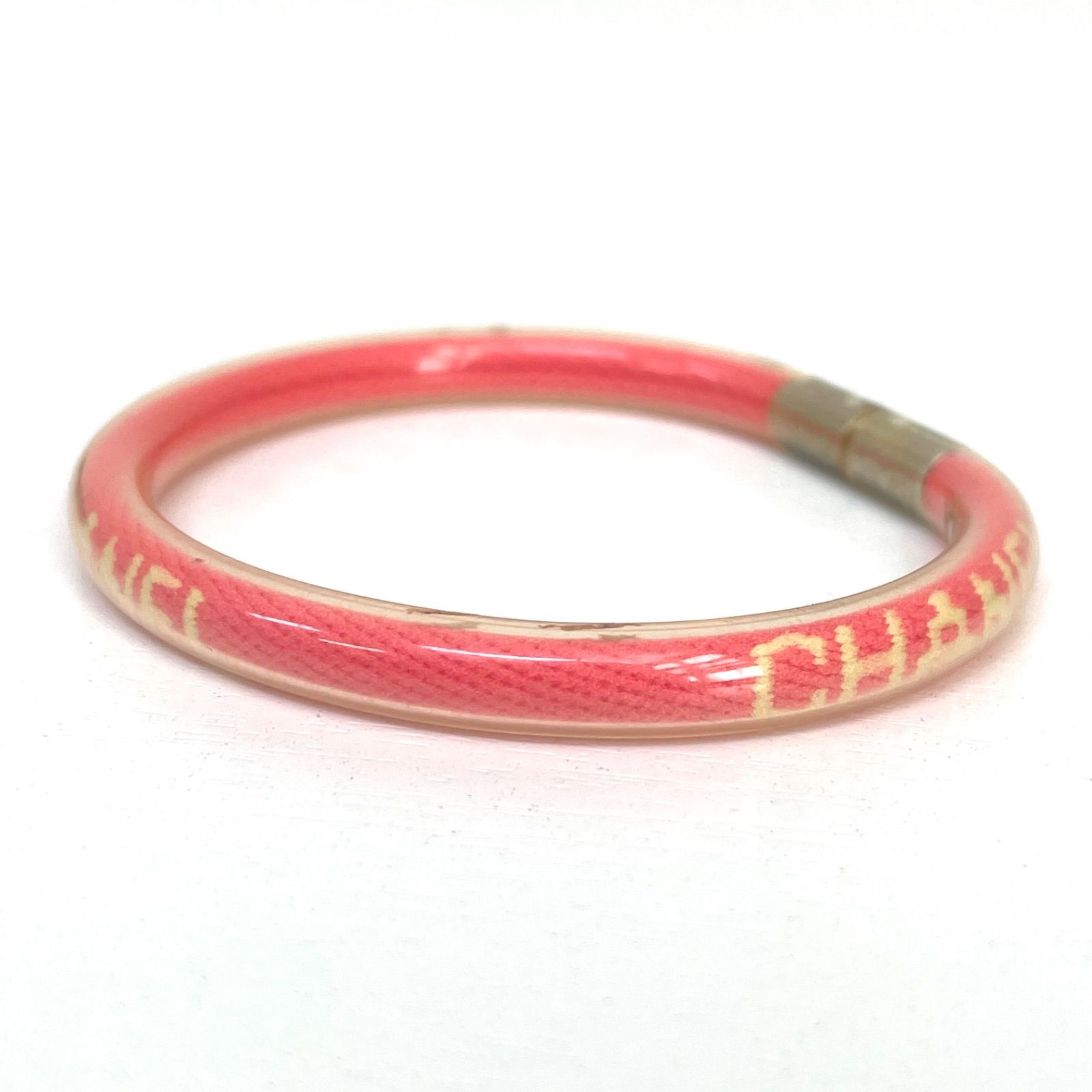 CHANEL ロゴ入り ピンク ブレスレット シャネル アクセサリー] CHANEL ロゴブレスレット フェイクパール 白