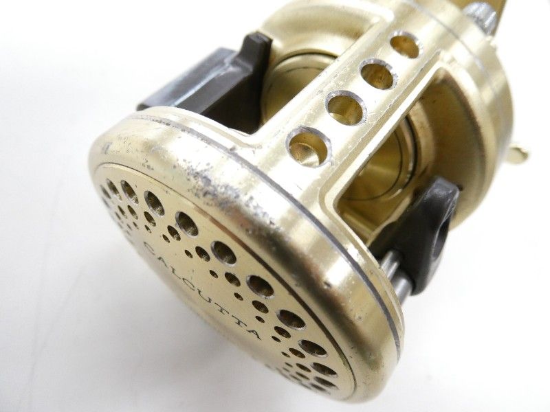 シマノ カルカッタ 201XT (04-8412150005) - メルカリ