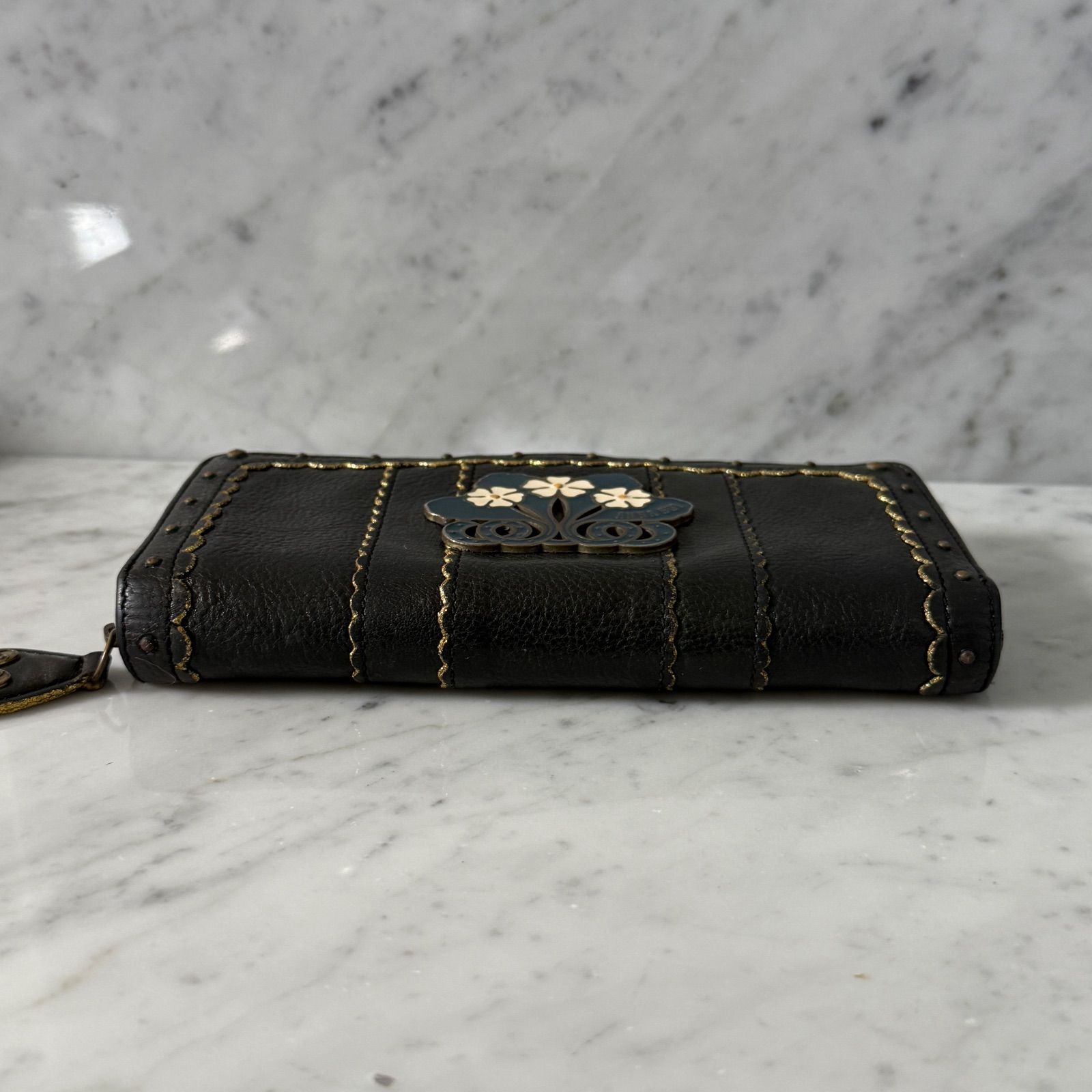 ANNA SUI アナスイ 長財布 ラウンドファスナー ブラック 黒 本革 