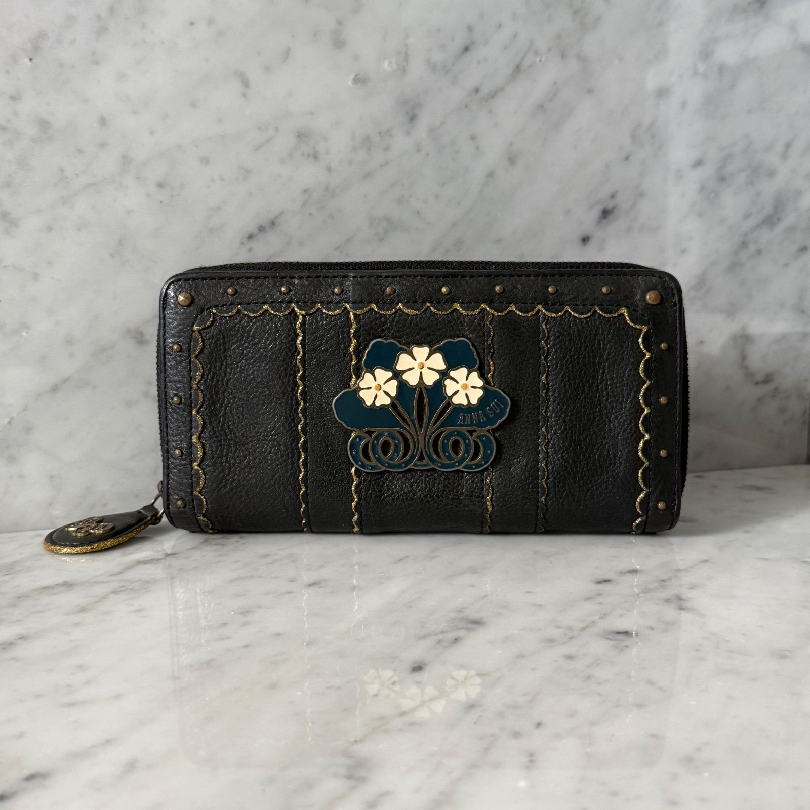 ANNA SUI アナスイ 長財布 ラウンドファスナー ブラック 黒 本革 