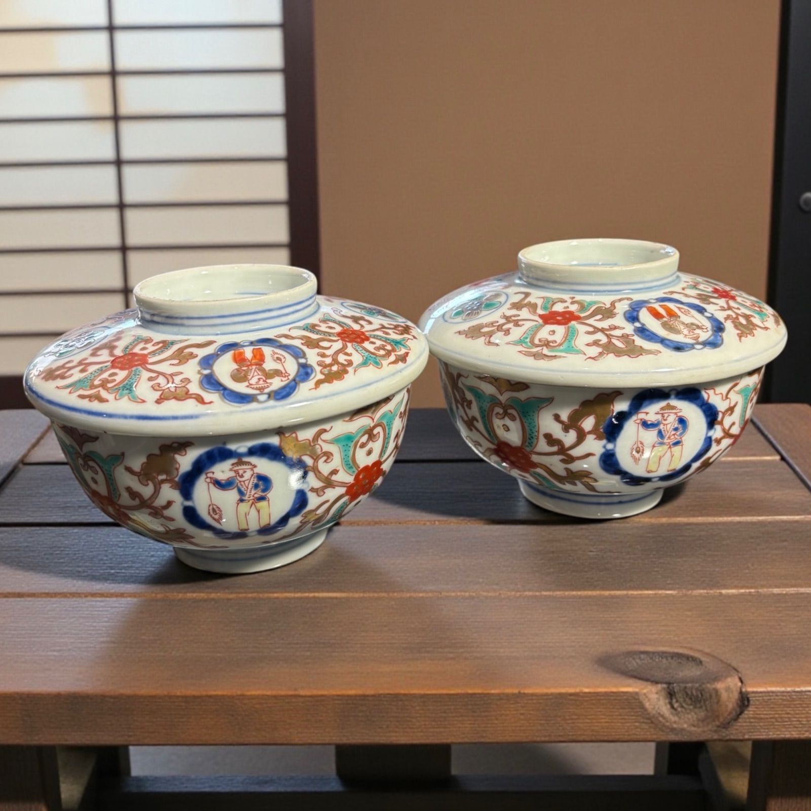 蓋付　茶碗　飯碗　古伊万里　伊万里　染付　金彩　手描　古美術　骨董　まとめ売り 2客セット】古伊万里 金彩 蓋付き椀 人物文図 富貴春長 色絵 蓋物 汁椀