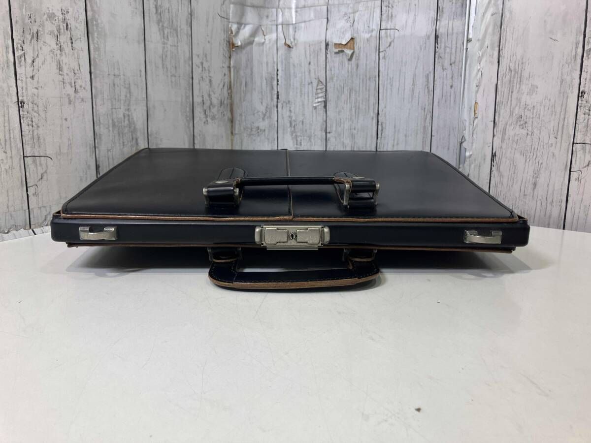 COMPLEX GARDENS 青木鞄 A4 ダレス コレクション バッグ ブラック 鍵付