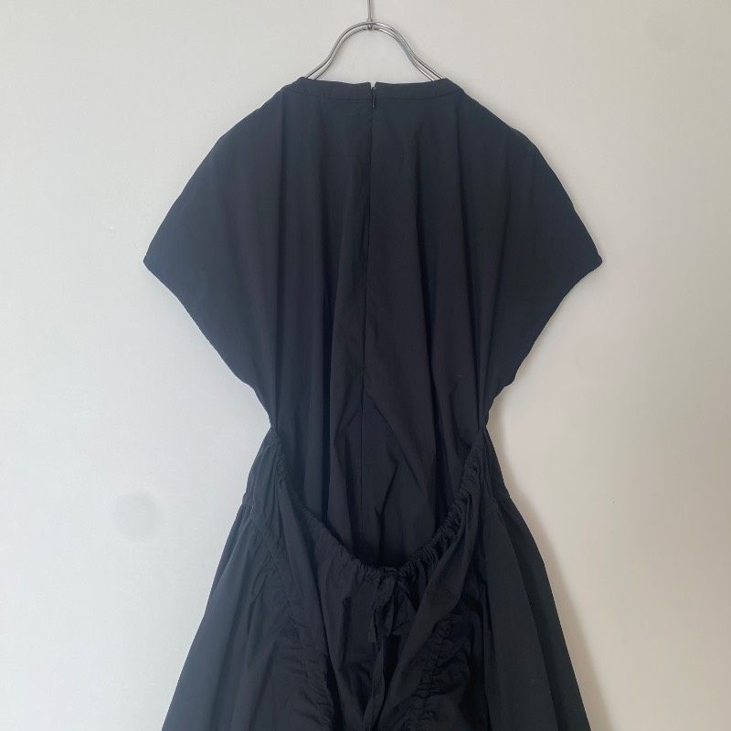 UN3D. アンスリード サークルギャザーワンピース ロング ブラック