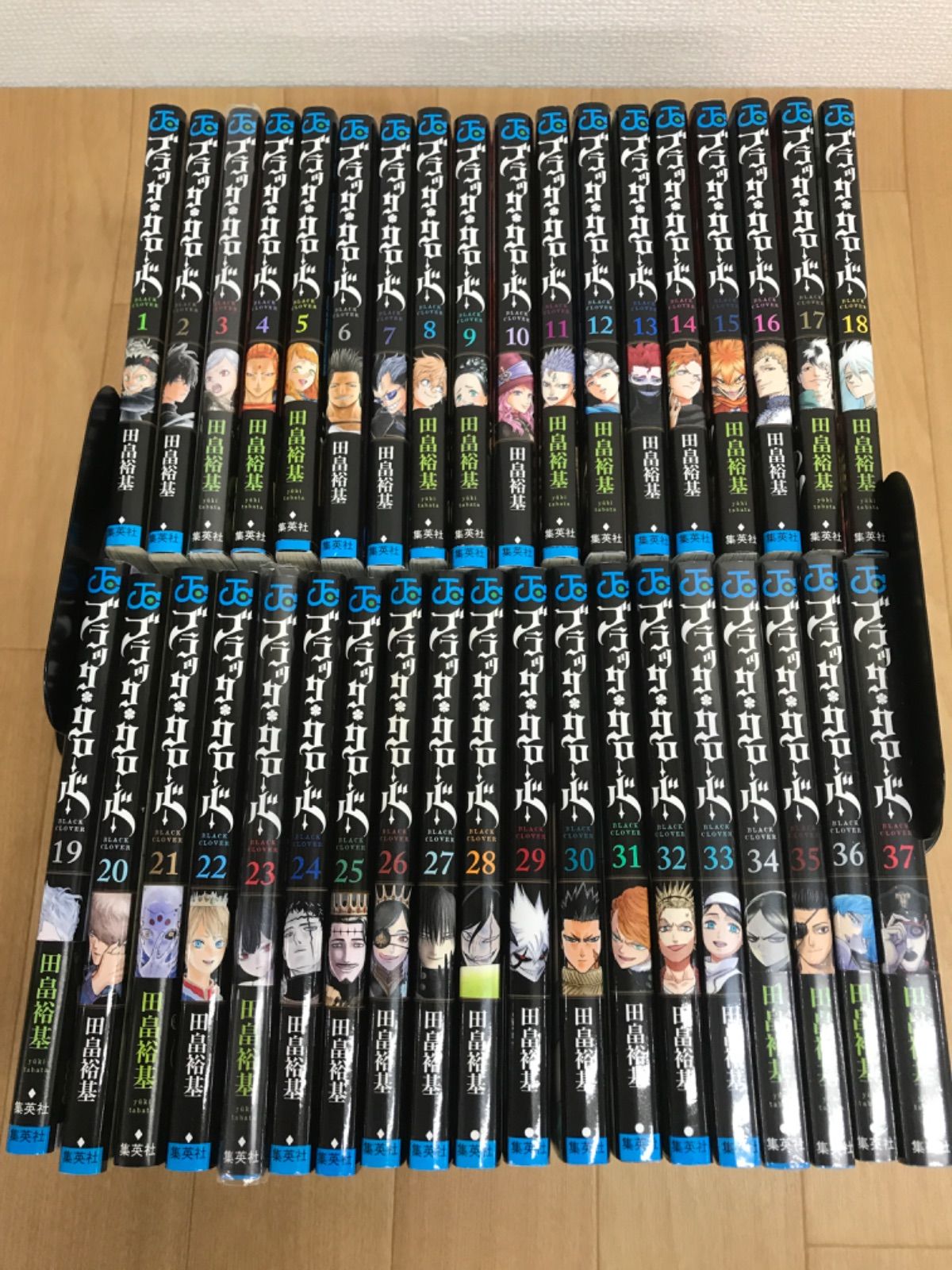 ☆②【未開封5冊】ブラッククローバー 1〜37巻 コミック全巻セット＋