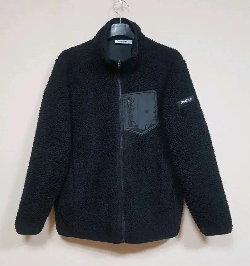 J.Lindeberg キルティング 中綿 ジャケット 刺繍ロゴ リトアニア製 楽天市場】キルティング ジャケット（ブランドジェイ・リンドバーグ