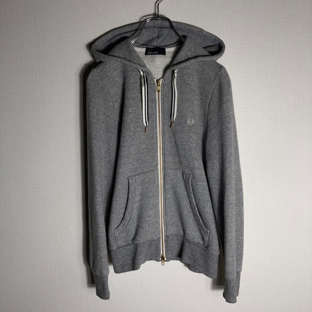 美品】FRED PERRY フルジップパーカー 刺繍ロゴ レディース グレー