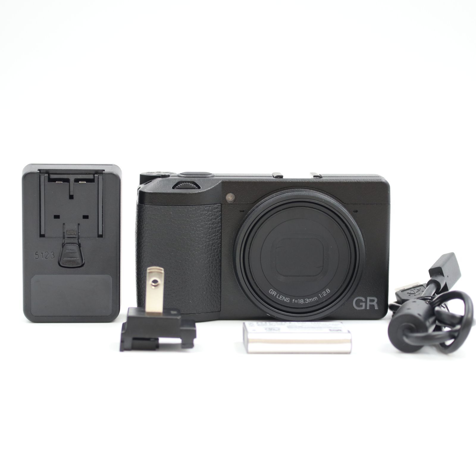 □シャッター数1303枚！極上品□ RICOH GR III ブラック コンパクト