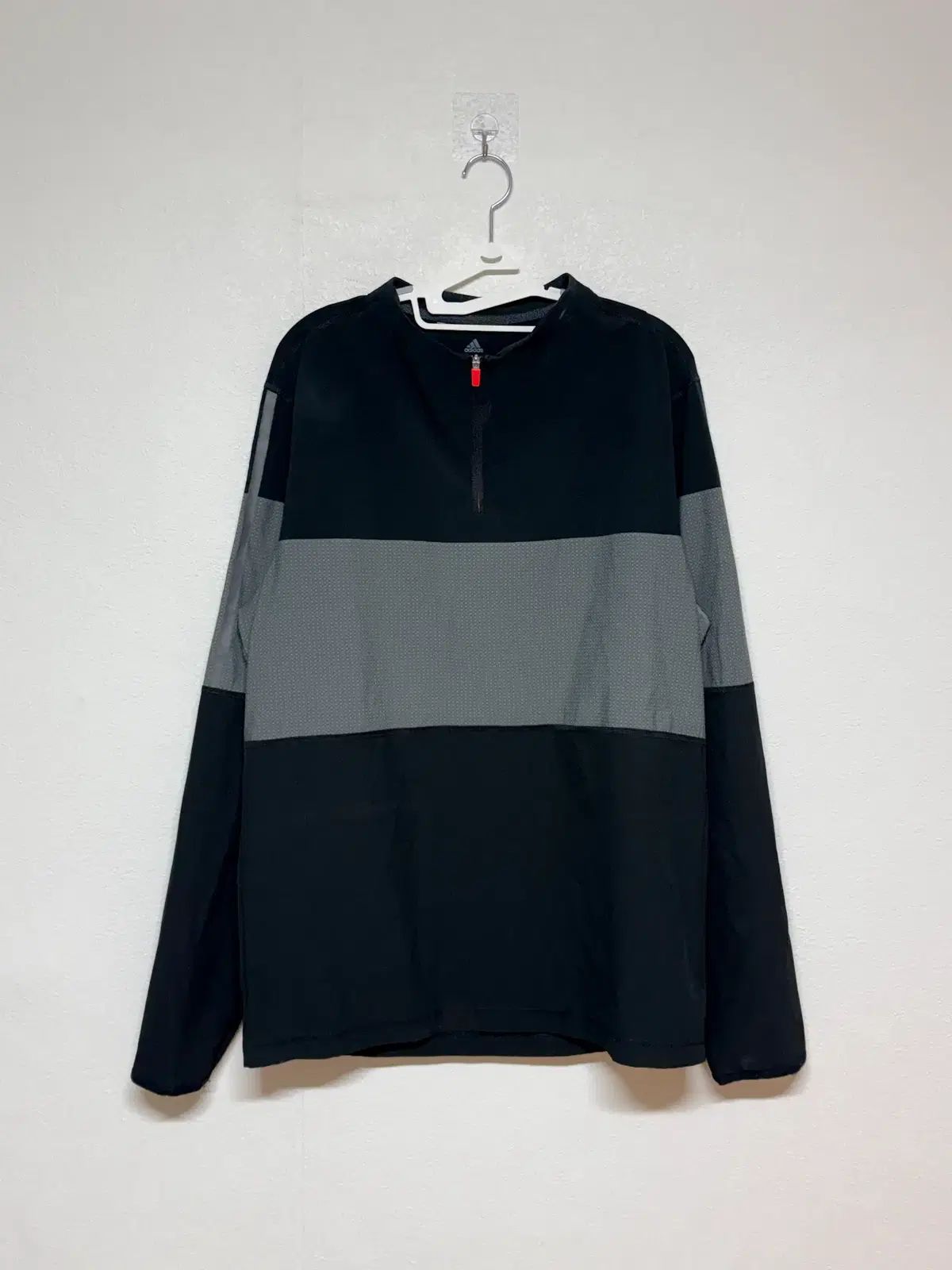 アディダス Anorak（アノラック）ウィンドブレーカー L