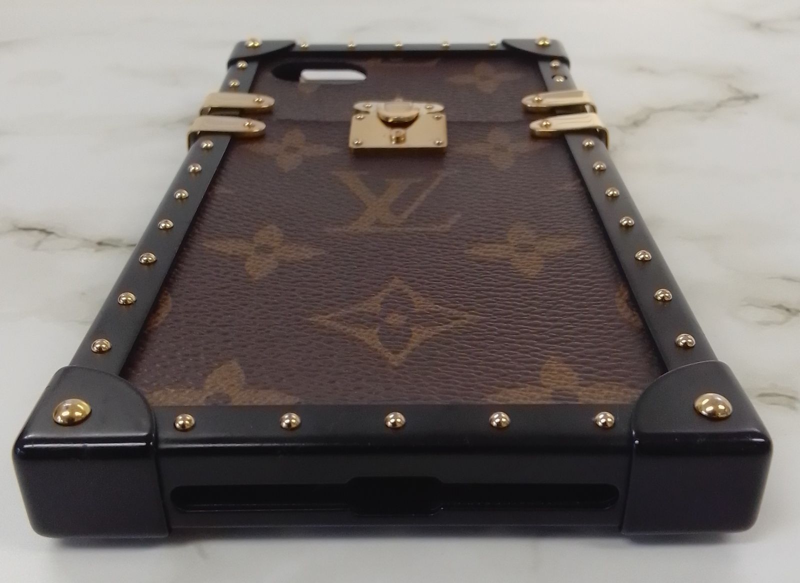 ANY19 ルイヴィトン 極美品 モノグラム アイトランク SE3対応 ANY19 ルイヴィトン 極美品 モノグラム アイトランク SE3対応 ANY19