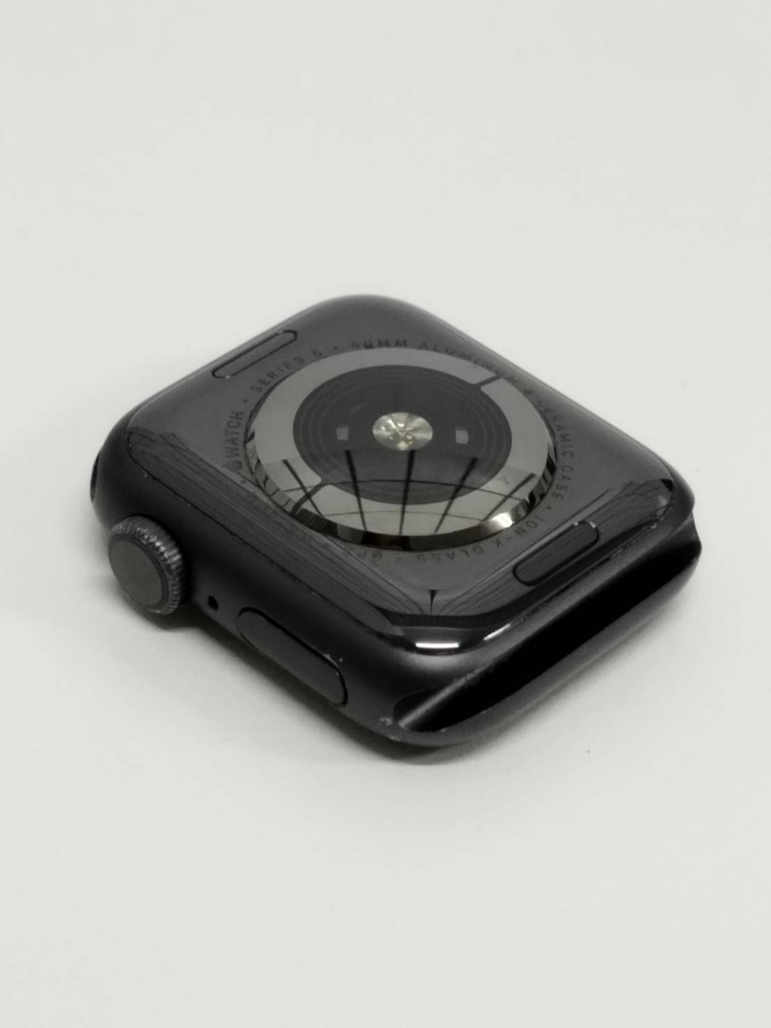 現状品】Apple Watch Series 5/GPS/40mm/A2092/スペースグレー〈NWV82J
