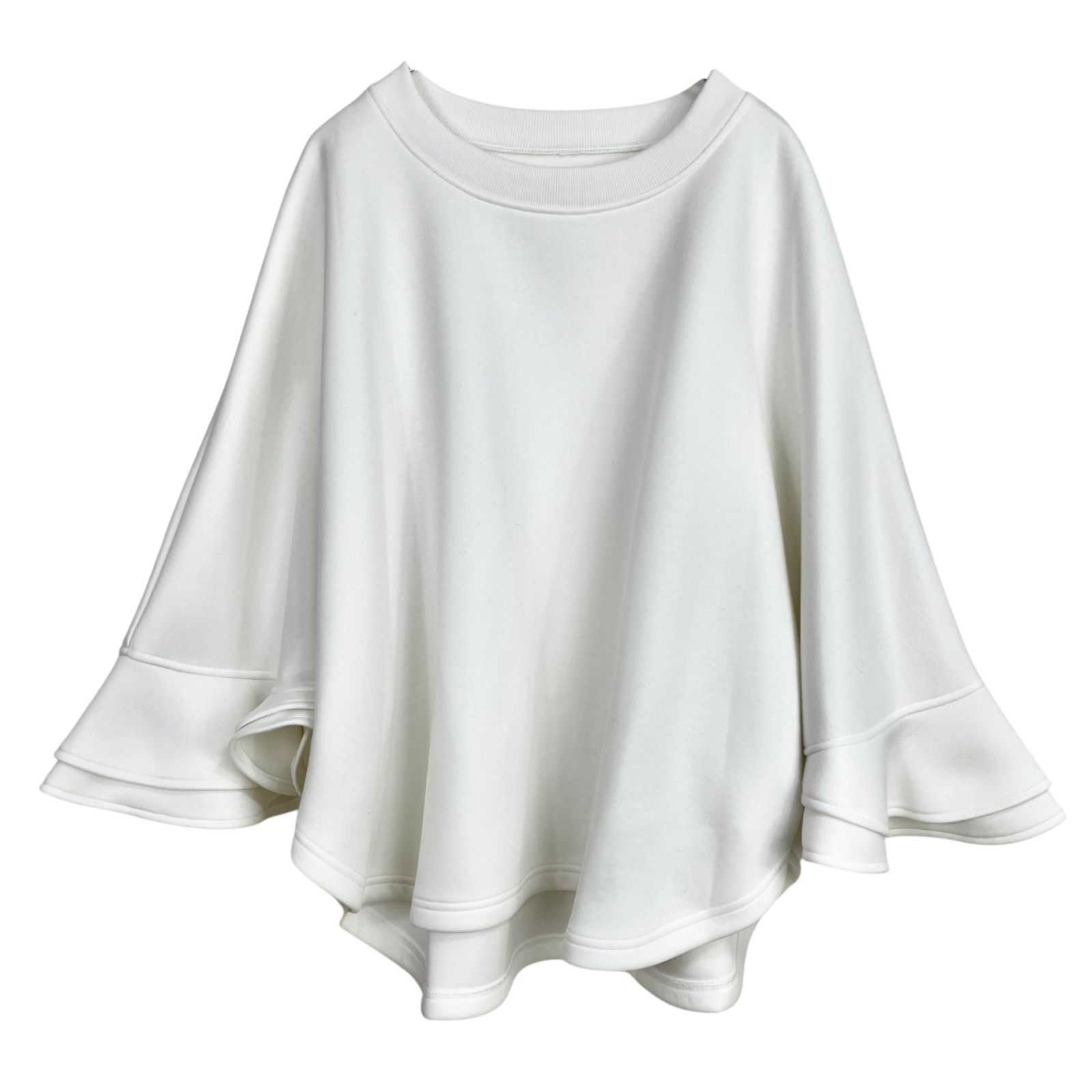 メゾンドドルチェ　大人気ソフトヴェレ　ホワイト タグ付き未使用 maison de Dolce. soft velvetPO F ホワイト 白