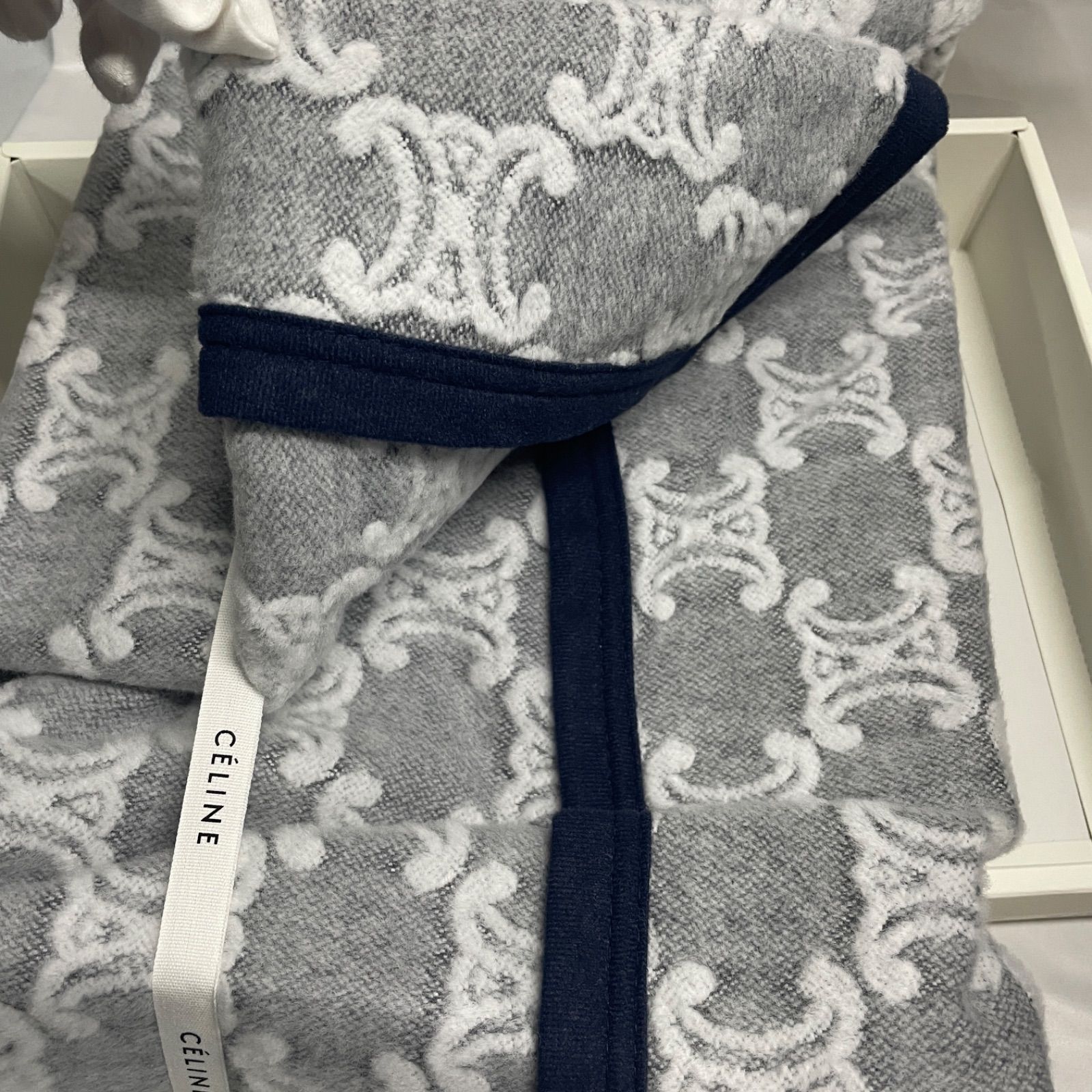 ◇ CELINE 綿ひざ掛け [ CL 0610 ] 140x70cm 綿100% 【保管品/箱日焼け