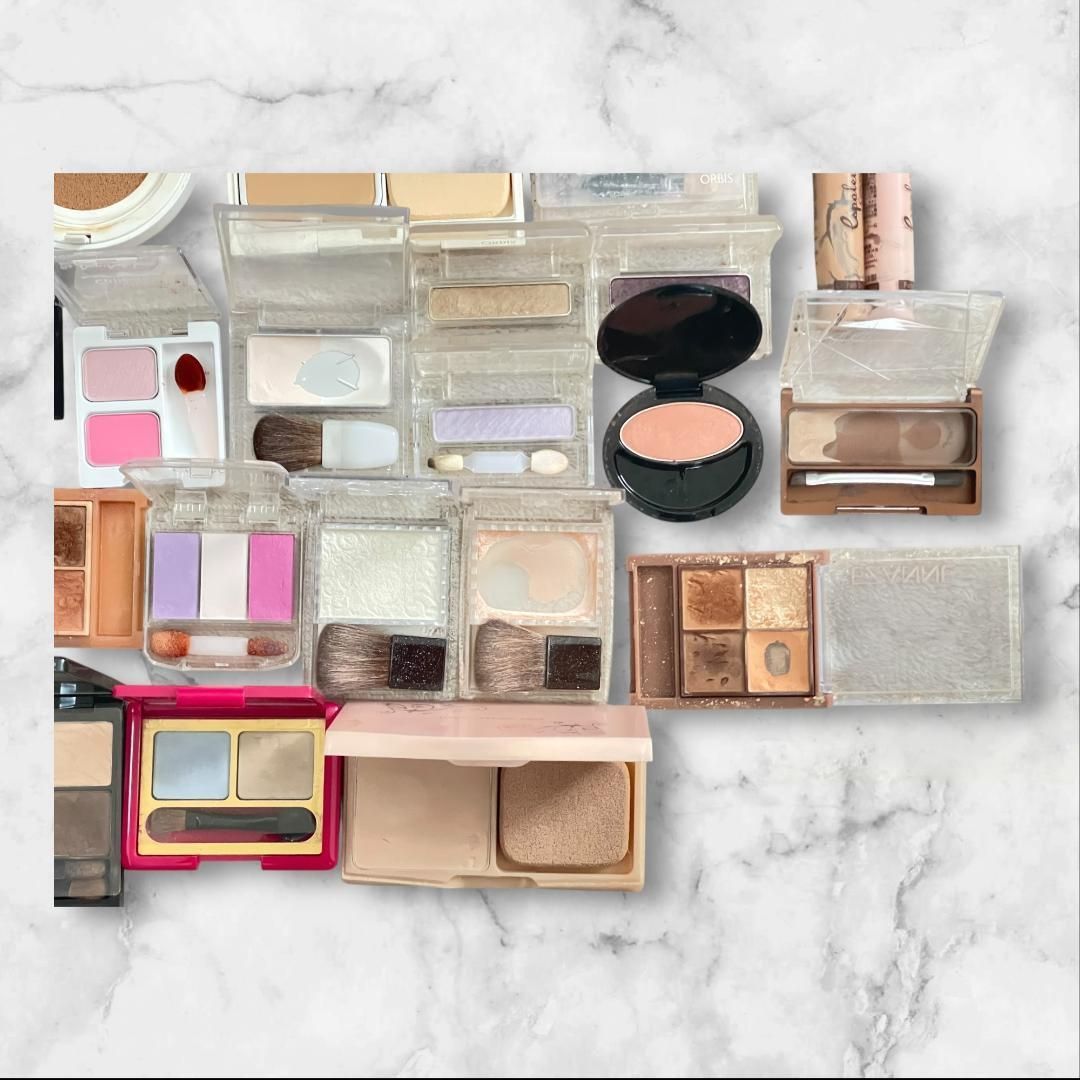 コスメ大量まとめ売り アイシャドウ チーク等 ジャンク品 - メルカリ