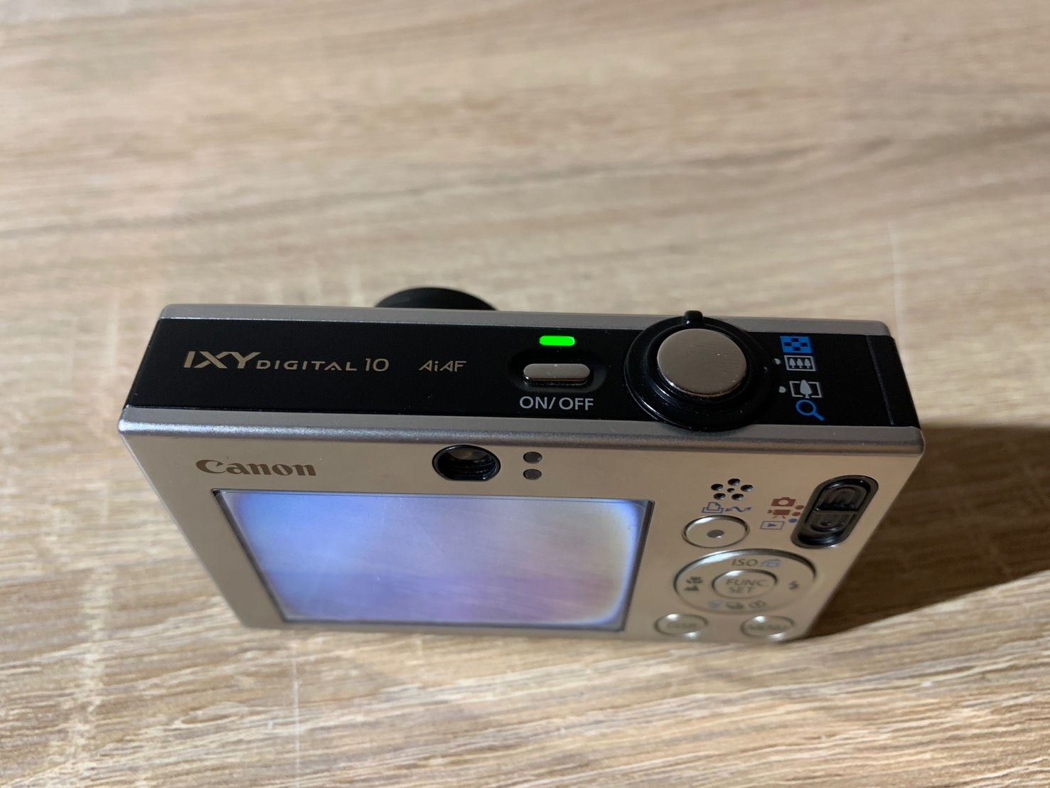 専用Canon IXY DIGITAL 70 デジカメ　付属品有り　動作確認済み Canon IXY Digital 70 デジタルカメラ 動作確認済み CANON キヤノン