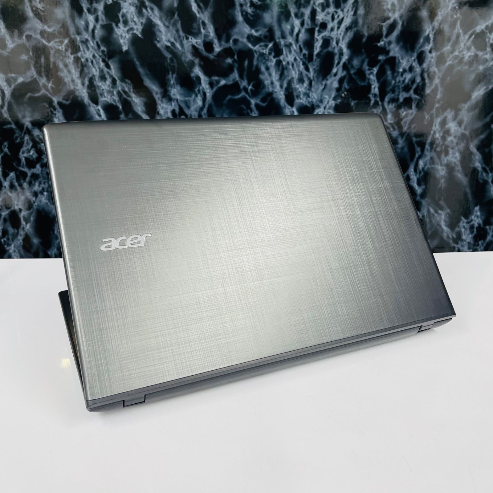 Acer Aspire E5-576 F54D/HF core i5 7200U◇8GB◇SSD500GB 7600