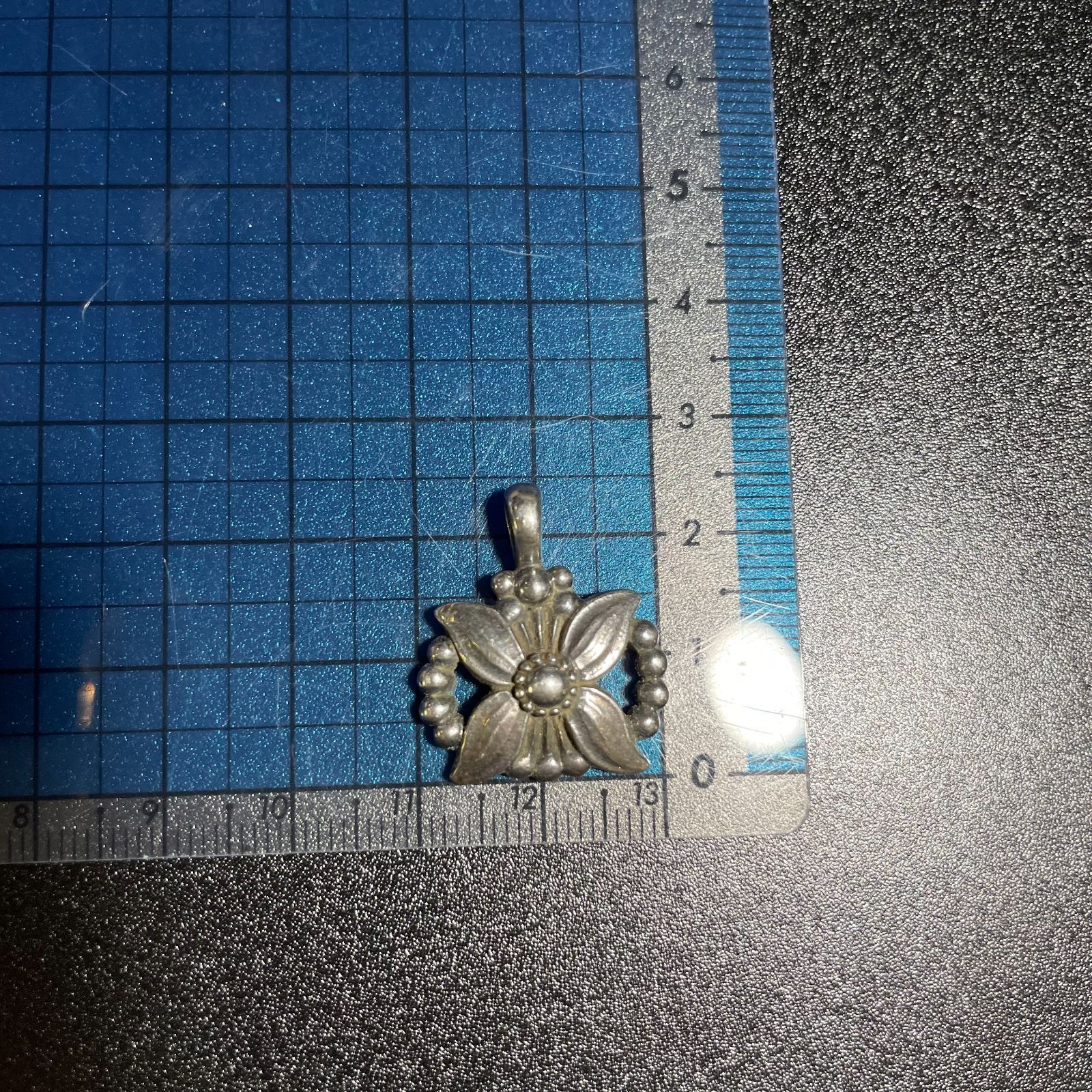 ジョージジェンセン Sv925 売れ筋 ネックレストップフラワー 7.7g