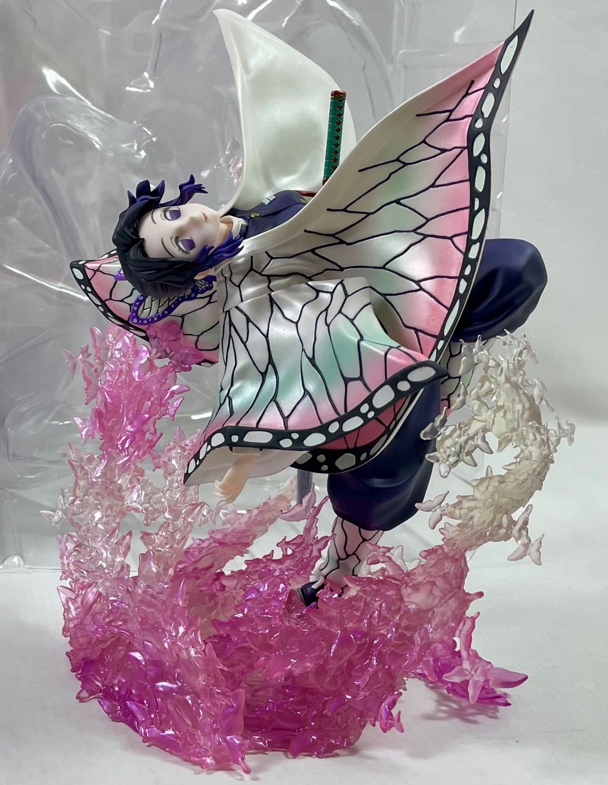 A2312・鬼滅の刃 胡蝶しのぶ 1/8 フィギュア アニプレックス 開封品