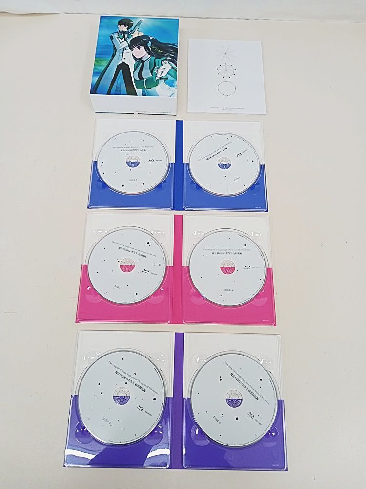 魔法科高校の劣等生 Blu-ray Disc BOX 完全生産限定版 魔法科高校の劣等生 Blu-ray Disc BOX 完全生産限定版【B3-3D6-1179
