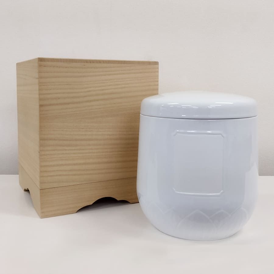 桐箱陶印あり壺です 桐箱陶印あり壺 桐箱陶印あり壺です 桐箱 |