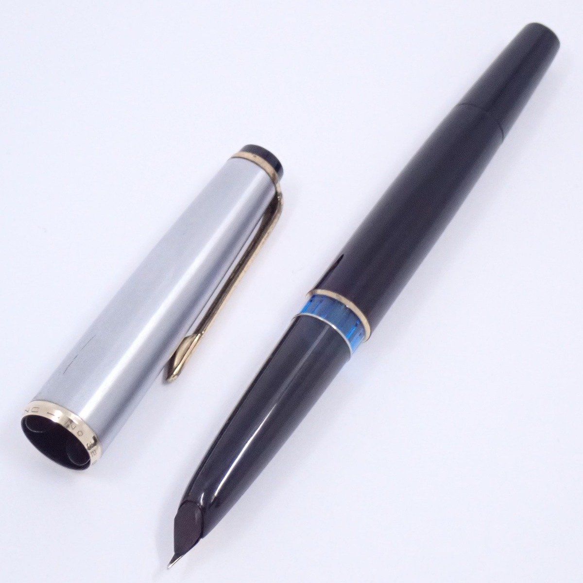 MONTBLANC モンブラン No32S 万年筆 14Kペン先 ブラック×シルバー