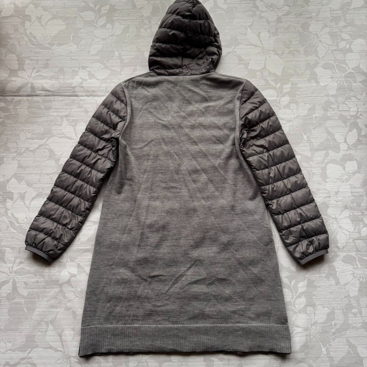 Gabardine K.T ギャバジンKT 異素材 切り替え ダウンコート Gabardine K.T ギャバジンK.T 異素材切り替え ダウン ロングコート