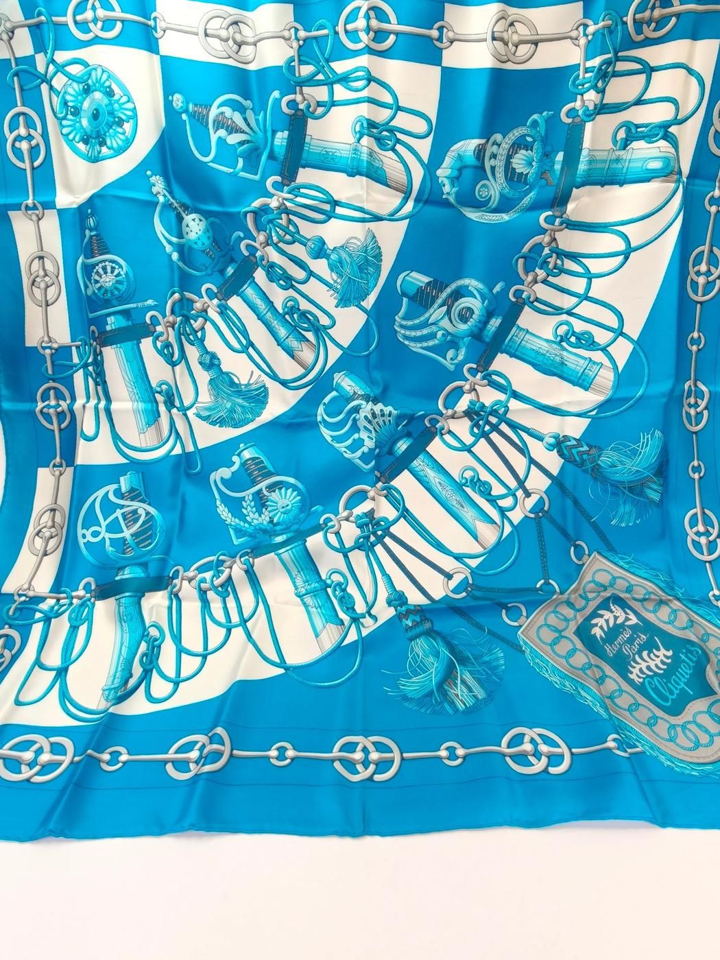 HERMES エルメス カレ90 クリケティス cliquetis シルク スカーフ 水色