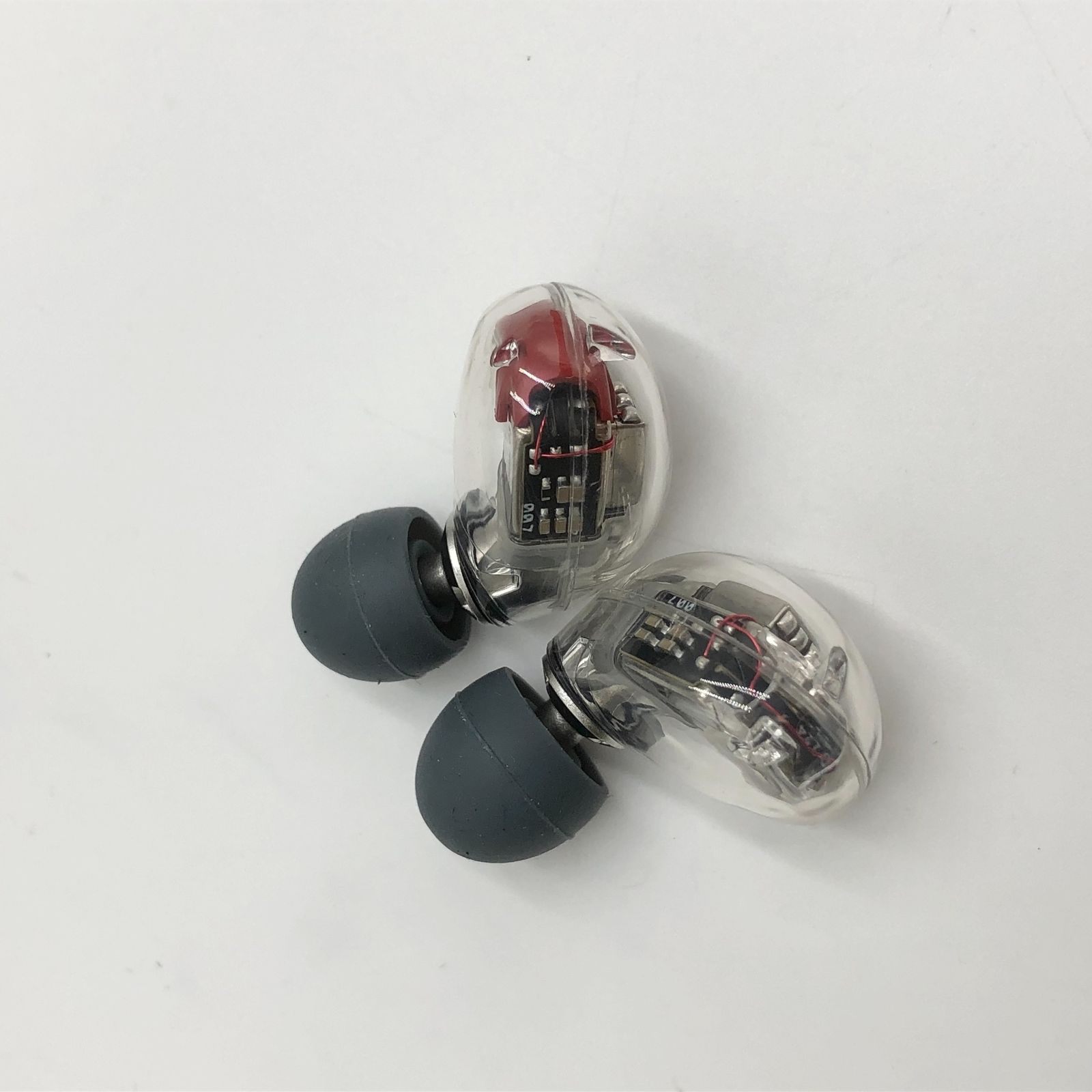 SHURE シュア SE846G2CL イヤホン クリア 第2世代 カナル型 SHURE（シュア） SE846 (第2世代) クリア 有線イヤホン カナル型 : e