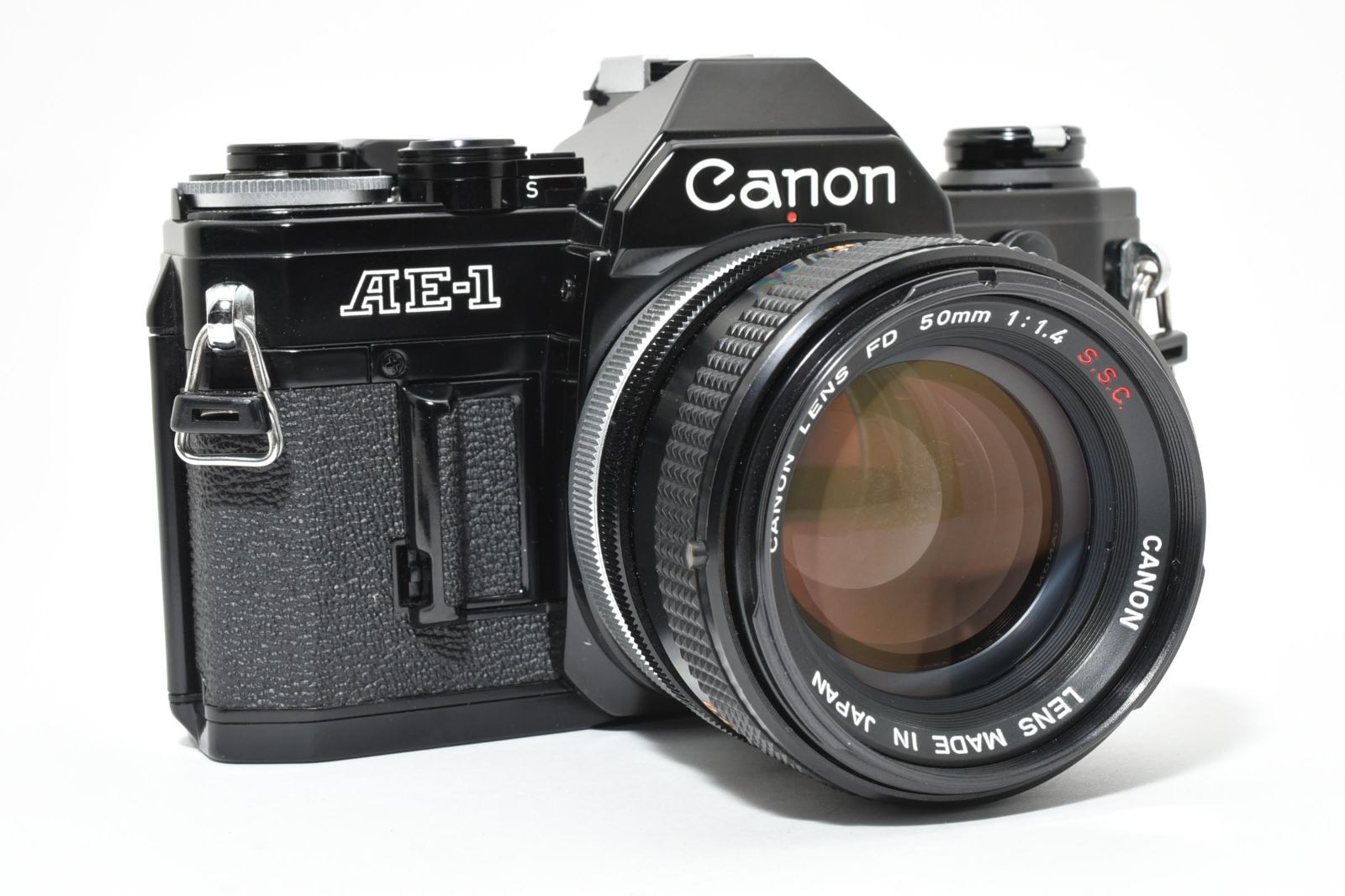 4736 キヤノン Canon AE-1 Black FD 50mm f/1.4 S.S.C フィルム 一眼