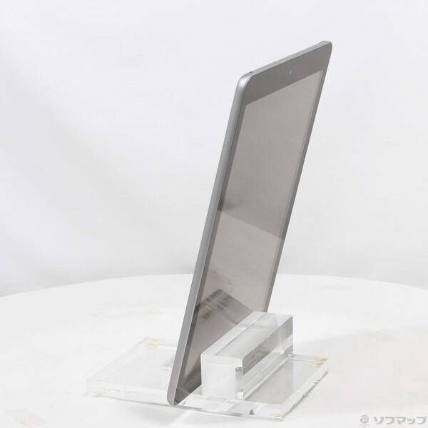 中古品〕 iPad 第6世代 32GB スペースグレイ MR7F2J／A Wi-Fi【305】 32GB