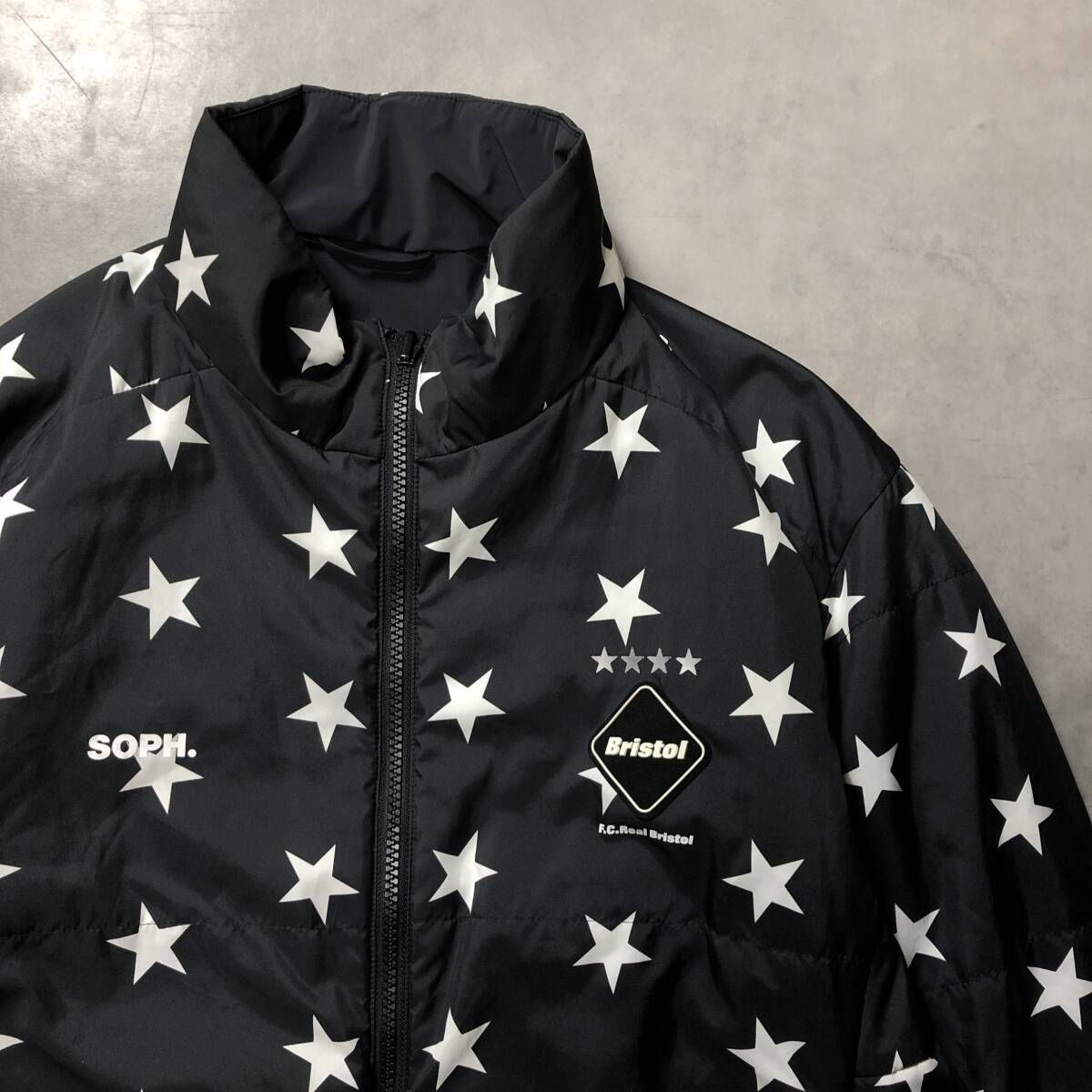 レアル・マドリード ウィンドブレーカー 黒　リバーシブル 楽天市場】レアル・マドリード ウィンドブレーカーの通販