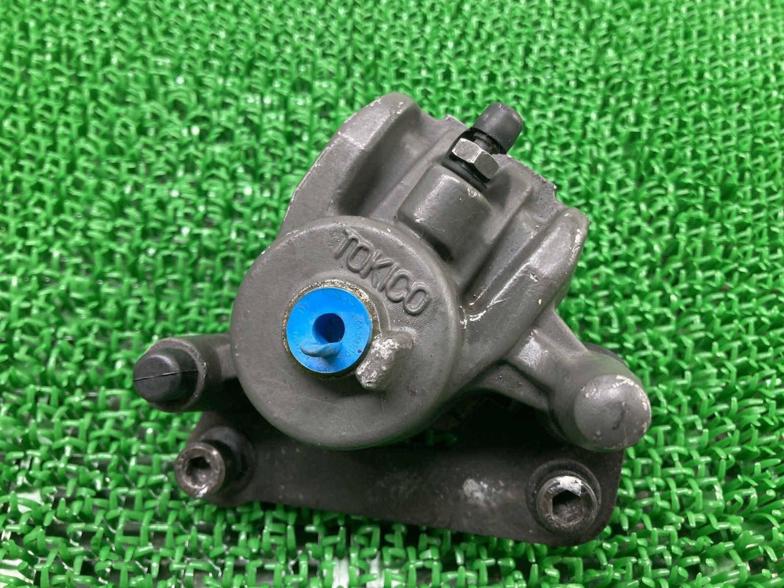 ZRX400 リアブレーキキャリパー 1572 カワサキ 純正 中古 バイク 部品