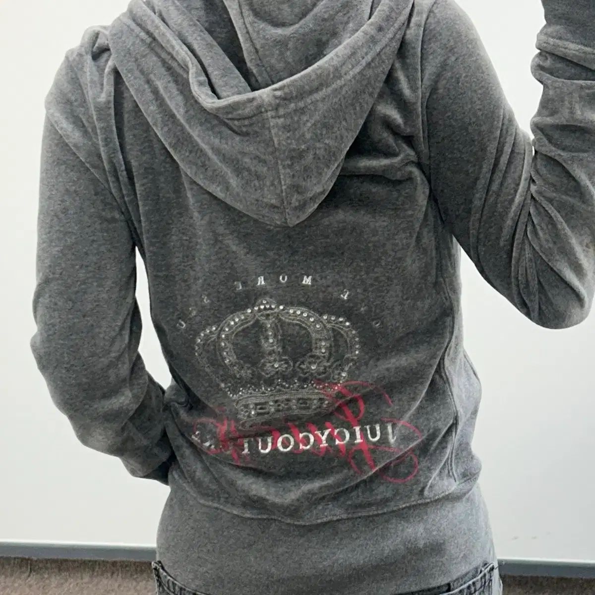 JUICY COUTURE ジューシークチュール グレー ツアーベルベット バッグ